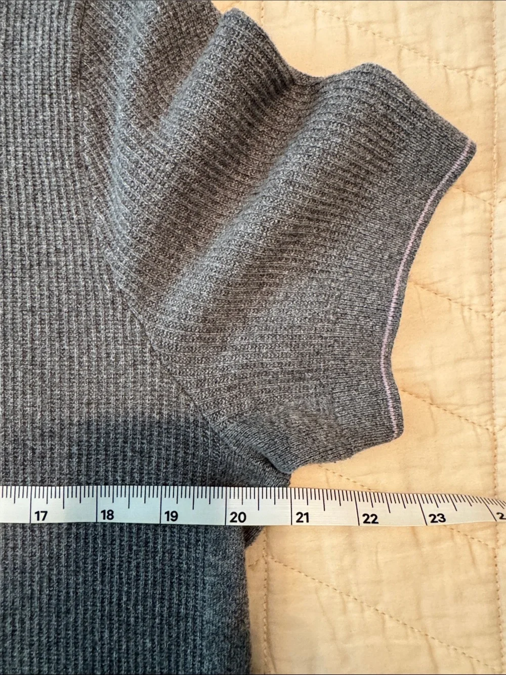 Banana Republic Heather Gray Short-Sleeve Knit Polo